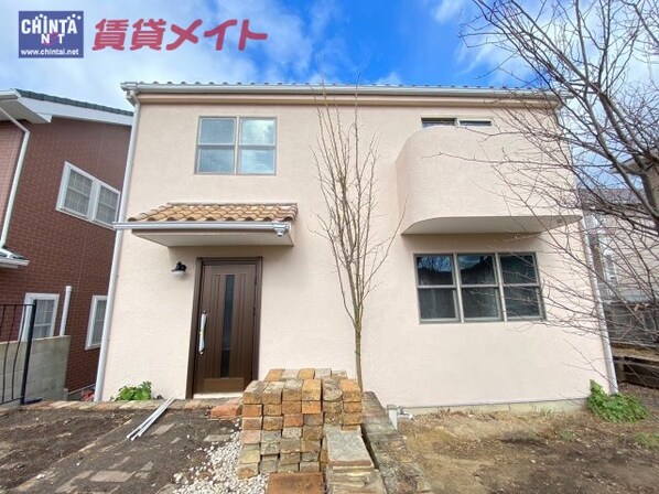 星見ヶ丘8丁目輸入住宅戸建ての物件外観写真